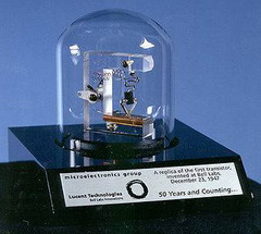 кто на самом деле первым открыл транзистор?